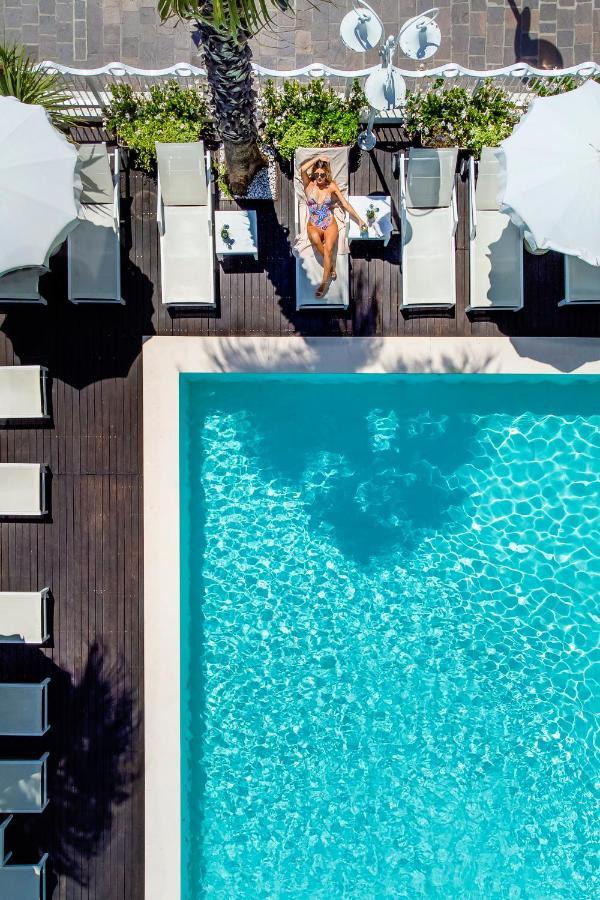 Luxor Beach Boutique Hotel Cattolica Esterno foto