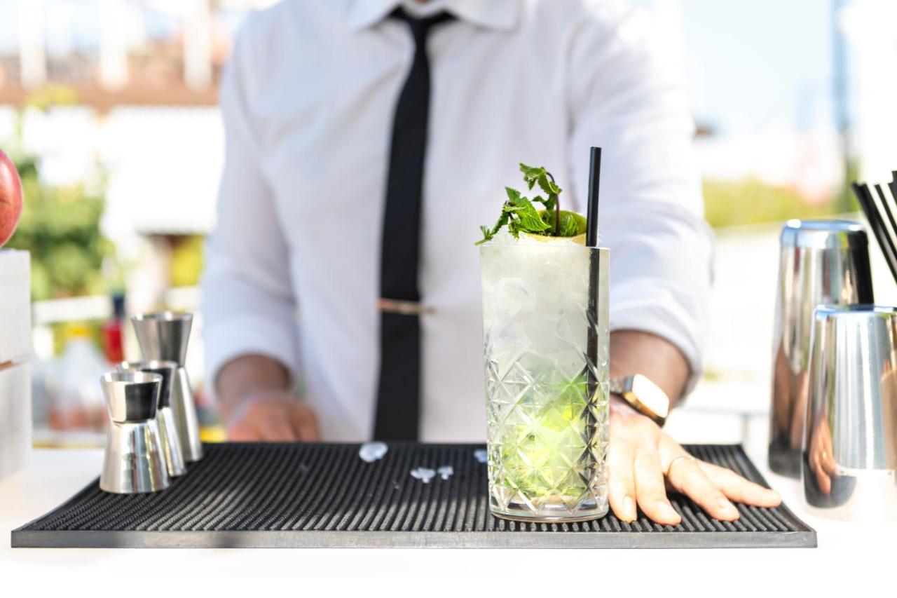 Luxor Beach Boutique Hotel Cattolica Esterno foto