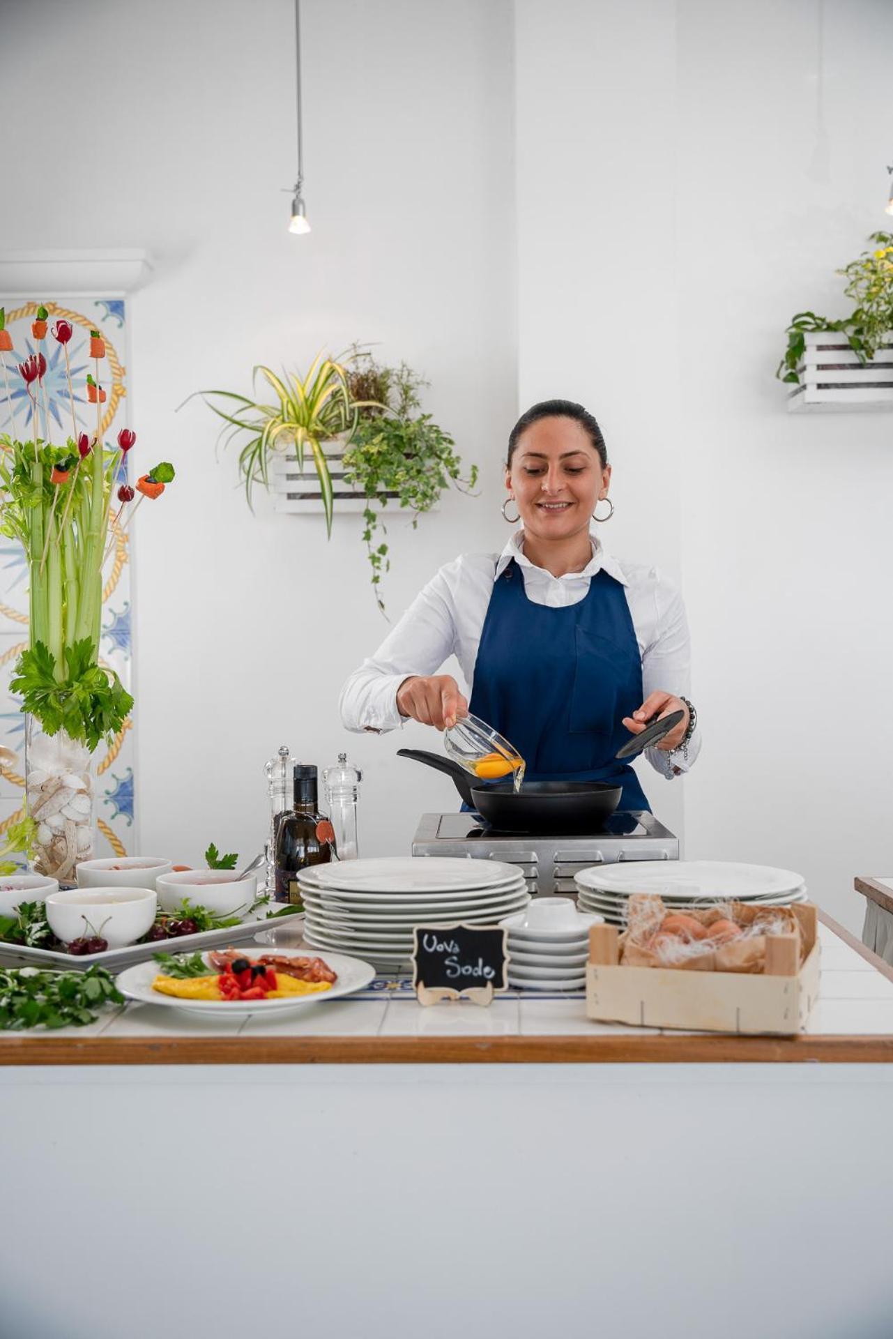 Luxor Beach Boutique Hotel Cattolica Esterno foto