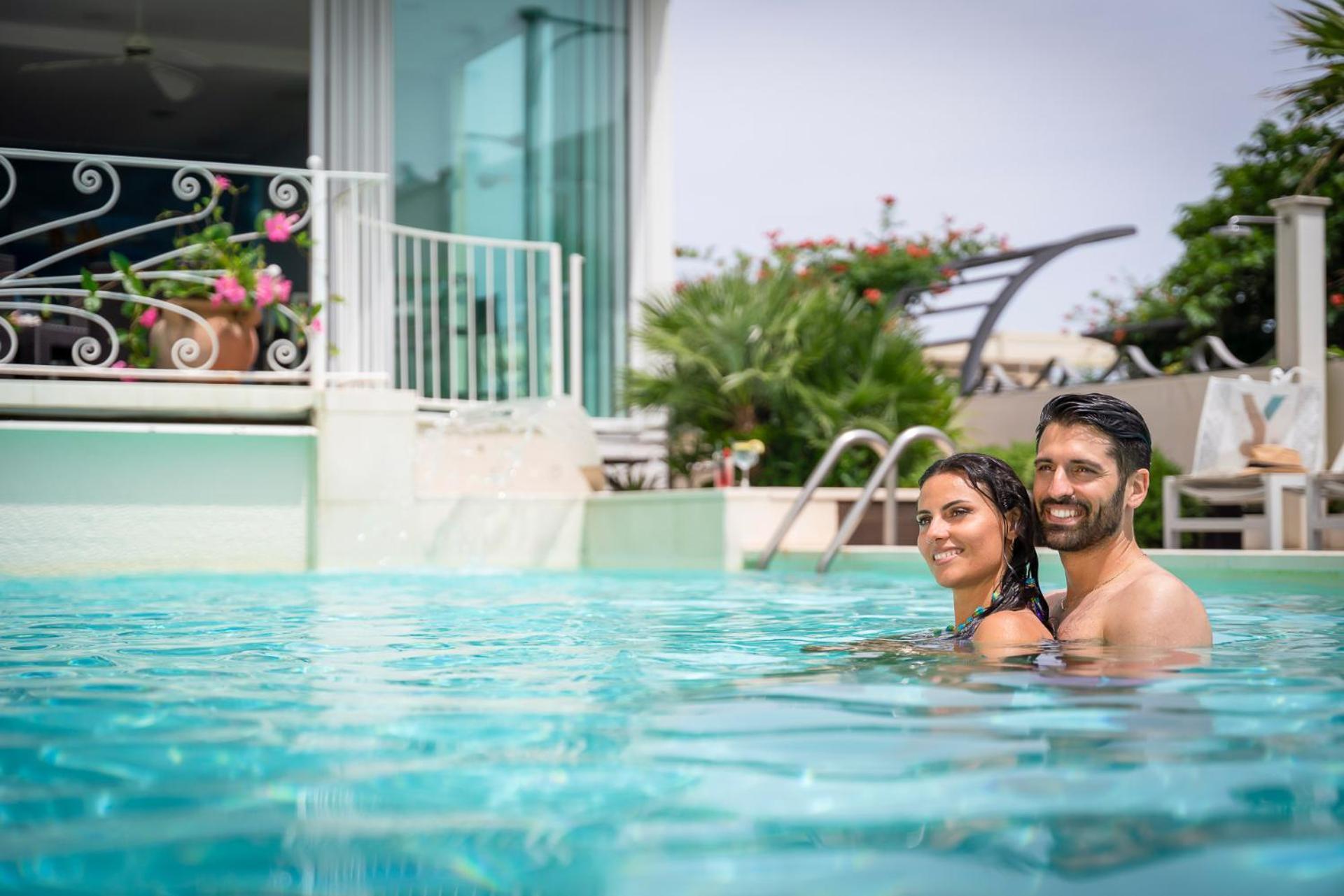 Luxor Beach Boutique Hotel Cattolica Esterno foto